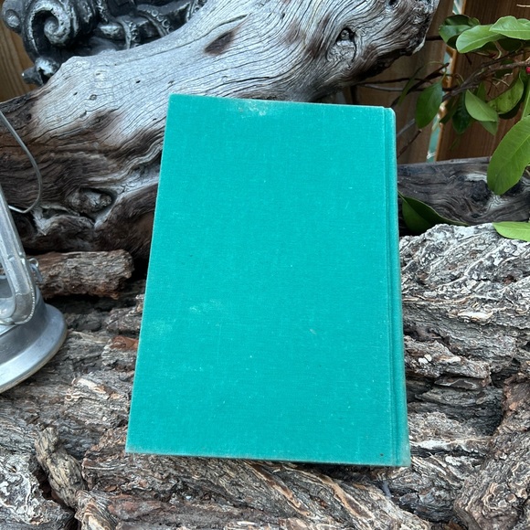 Vintage 1977 1st Printing of J. R. R. Tolkien “The Silmarillion” - Picture 6 of 8